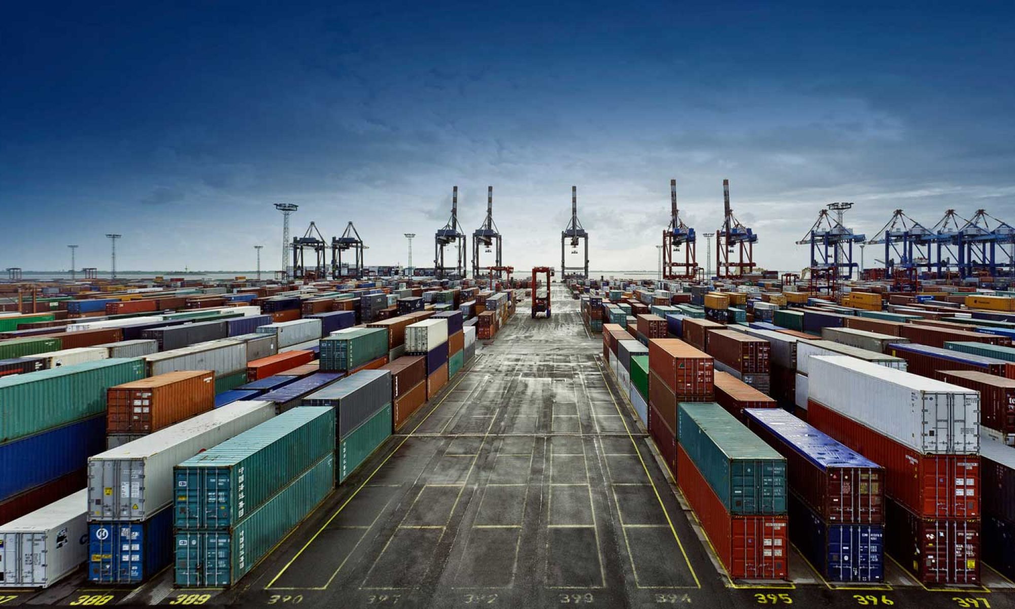 Importeren uit China? Zelf? Of uitbesteden.